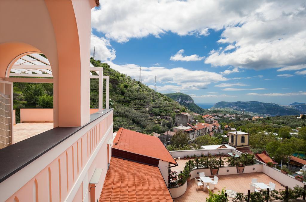 B&B Cassiopea Vico Equense Bagian luar foto