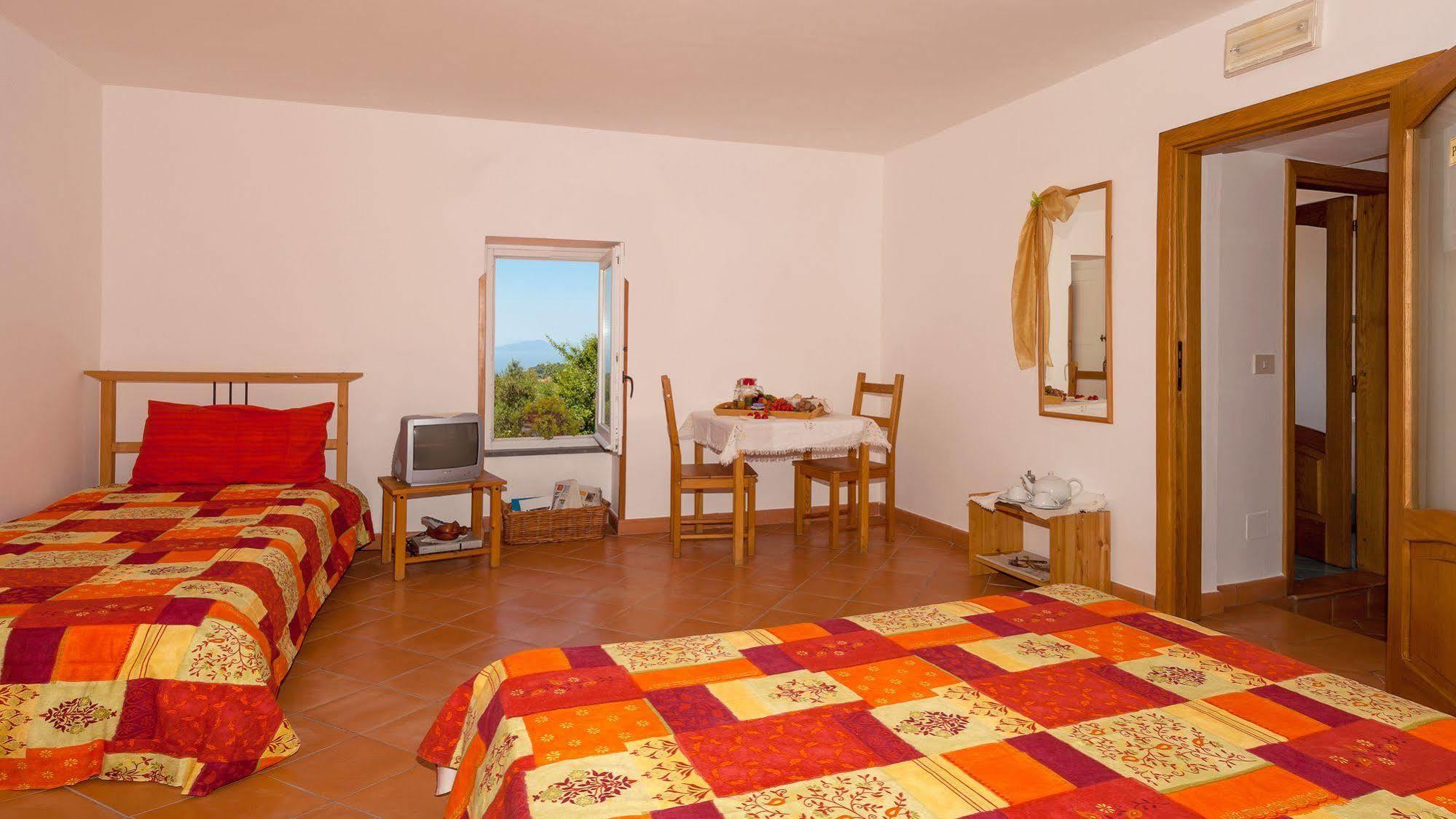 B&B Cassiopea Vico Equense Bagian luar foto