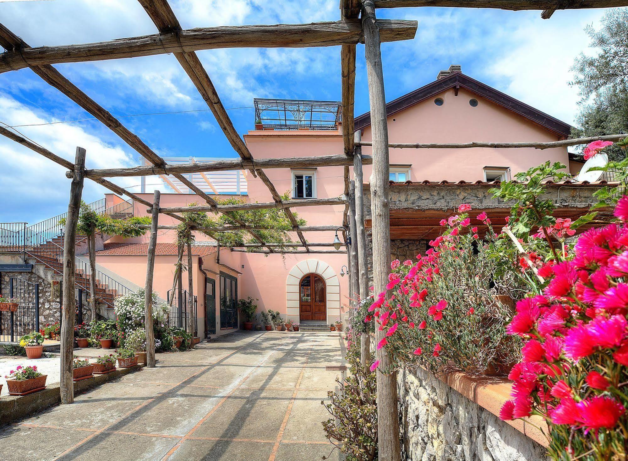 B&B Cassiopea Vico Equense Bagian luar foto