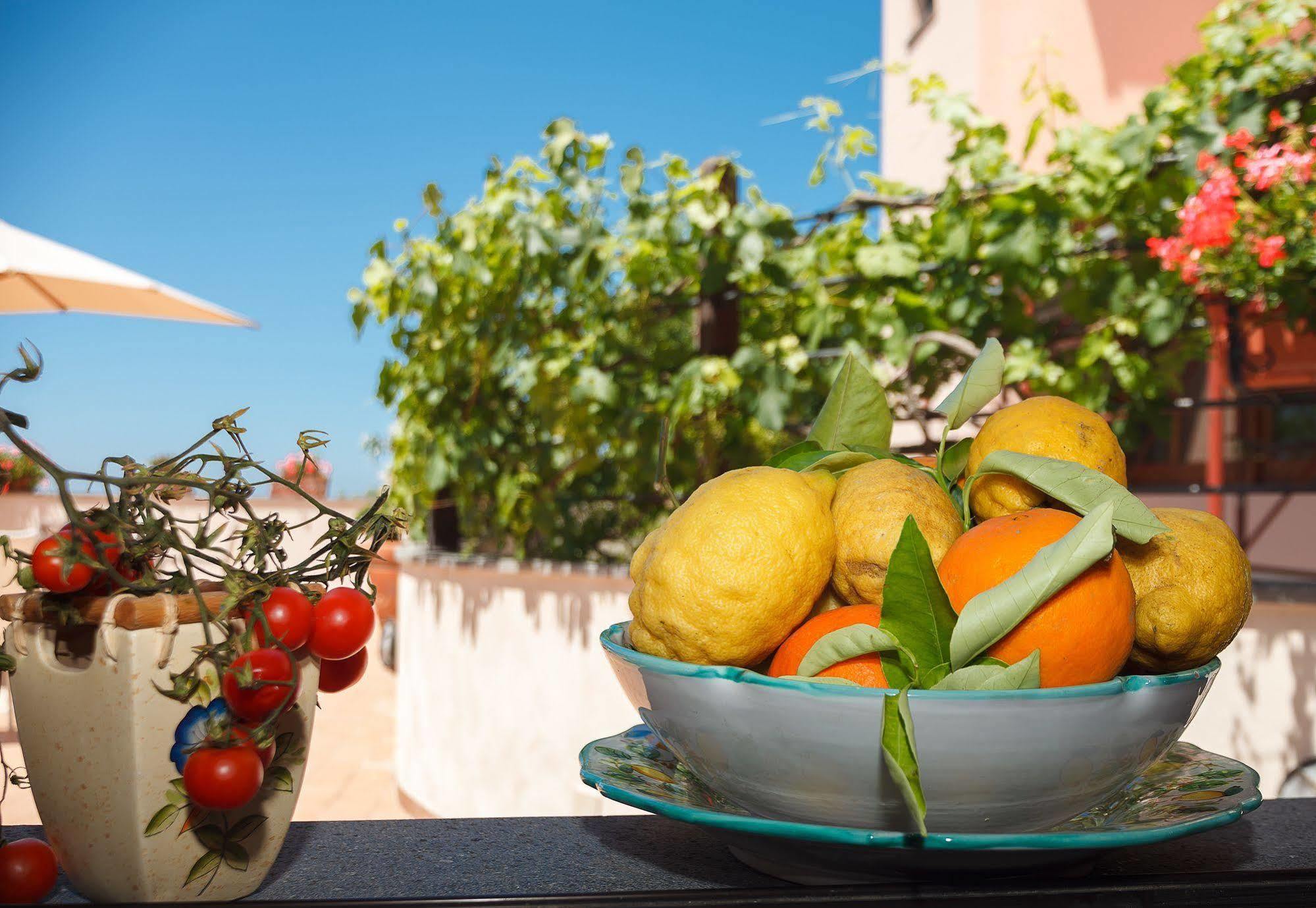 B&B Cassiopea Vico Equense Bagian luar foto