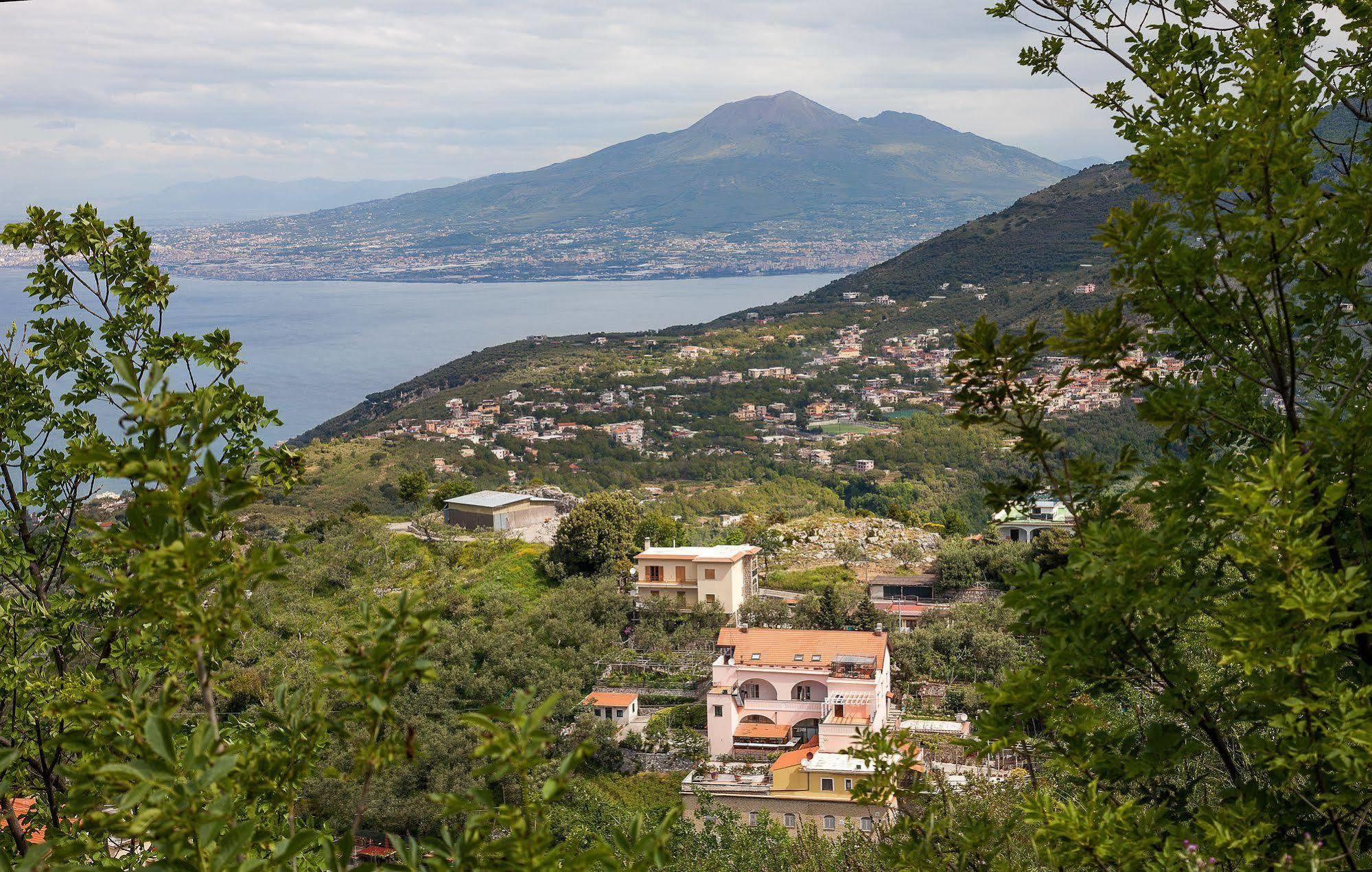 B&B Cassiopea Vico Equense Bagian luar foto